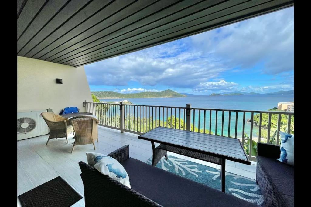 Mermaid Escape - Amazing Views! East End  Bagian luar foto